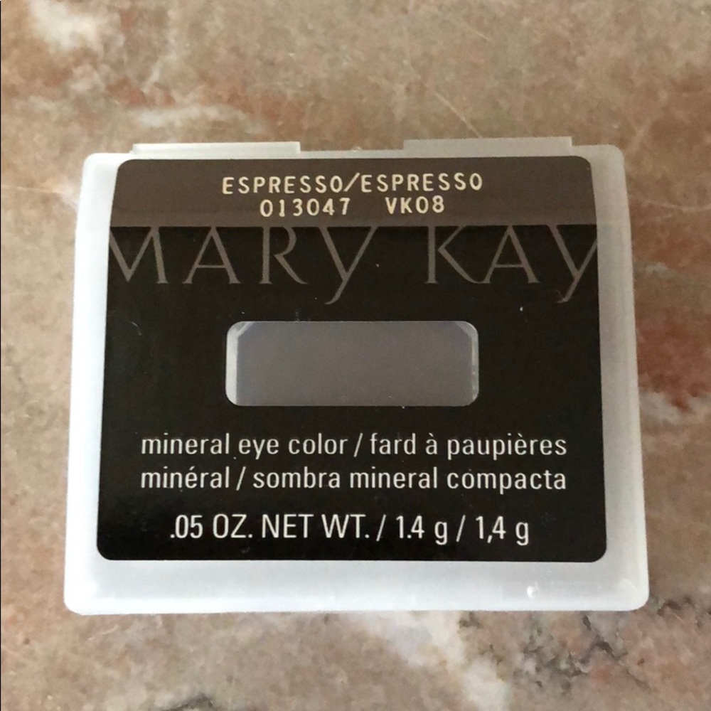 NIB Mary Kay Espresso Mineral Eye Color Eyeshadow